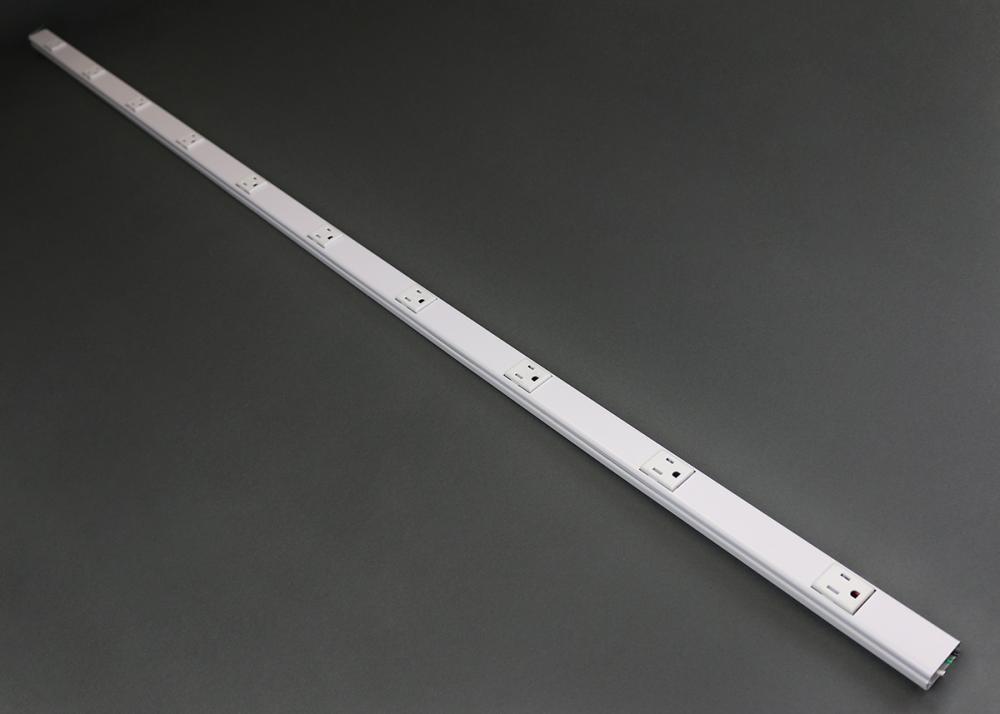 6FT TR PLUGMOLD IVORY