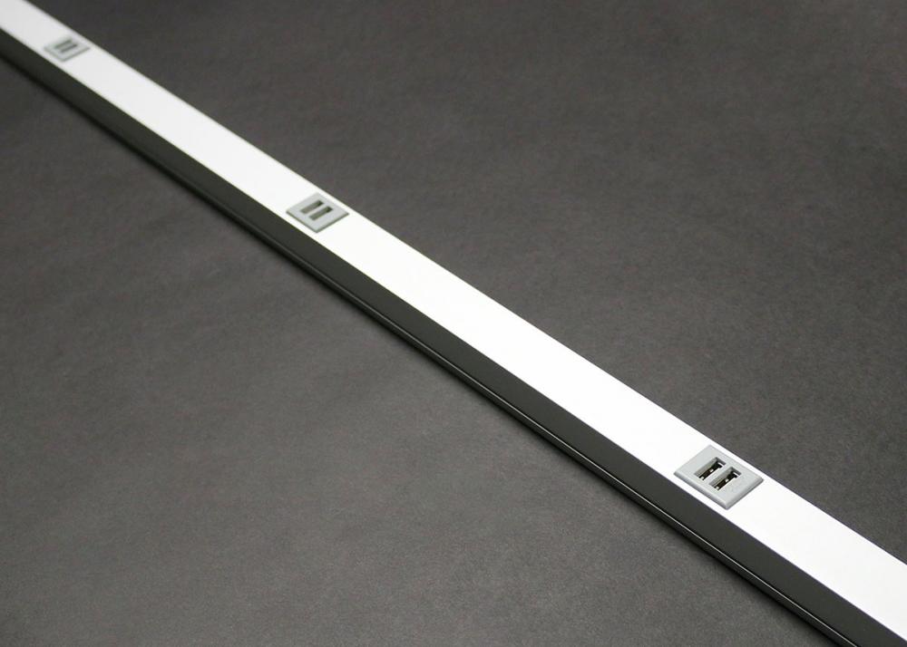 USB PLUGMOLD 3FT AL, 3 USB MODULES